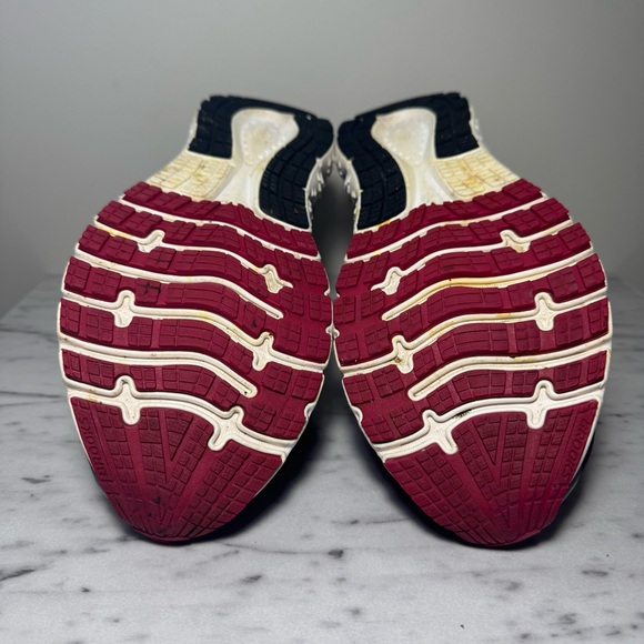 Women’s size 10.5 Brooks Glycerin 16 Purple Athletic Running Shoes - Picture 11 of 11